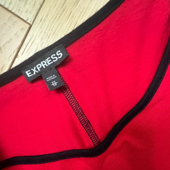 ⭐️BOGO FREE⭐️ EXPRESS Red & Black tee - Picture 2 of 2